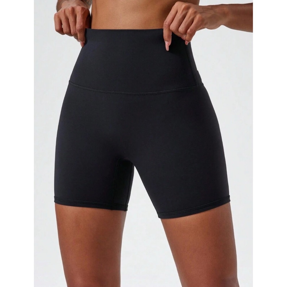 Muscle Bombshell Black High Waisted Athletic Biker Gym Shorts Women Medium